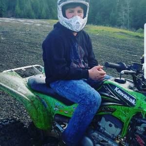 Meet your Posher, Leighton